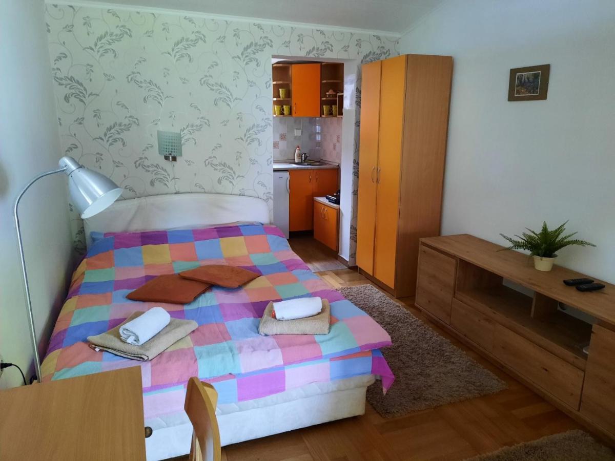Apartmani Jovanovic Perucac Buitenkant foto