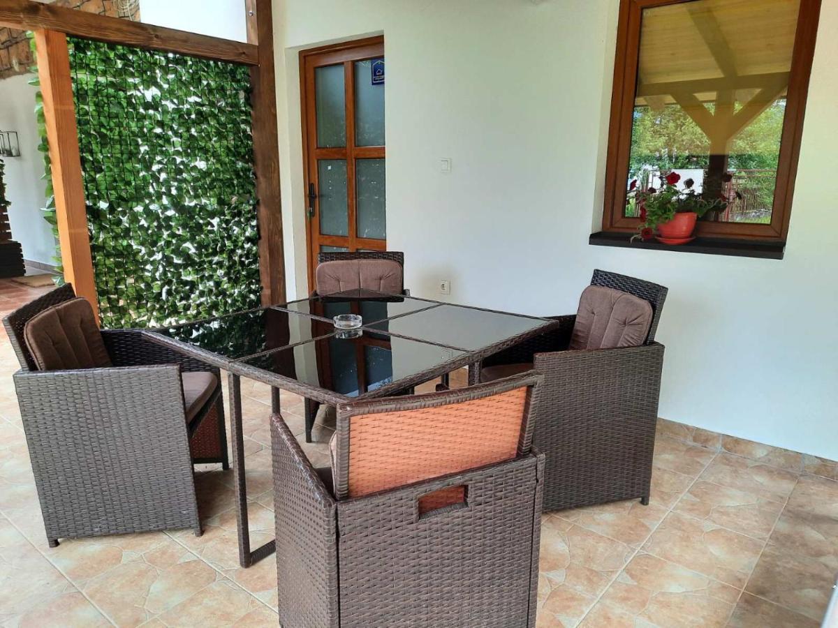 Apartmani Jovanovic Perucac Buitenkant foto