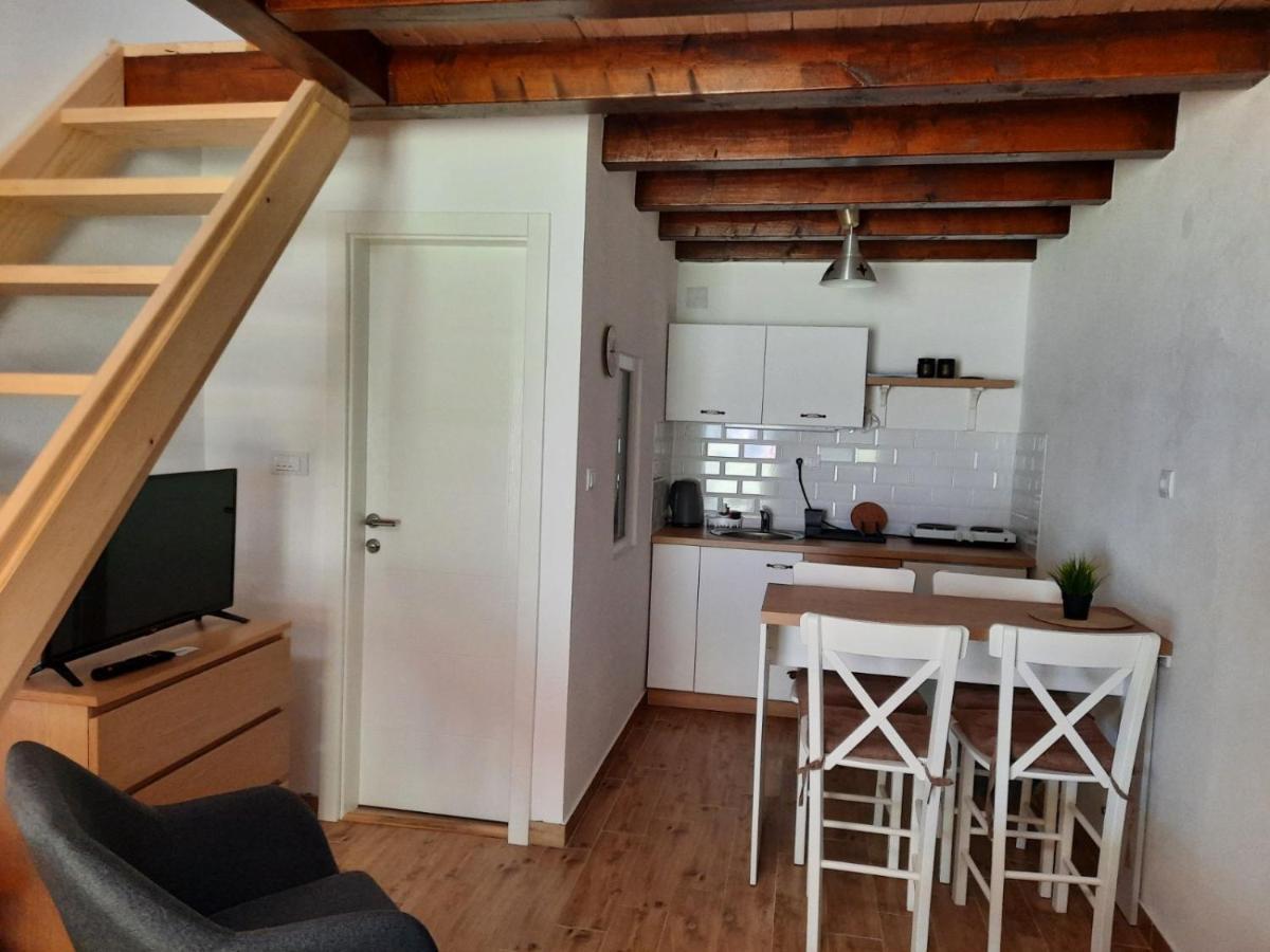 Apartmani Jovanovic Perucac Buitenkant foto