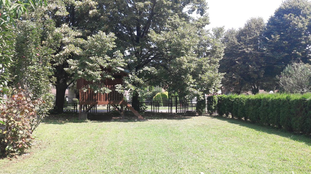 Apartmani Jovanovic Perucac Buitenkant foto