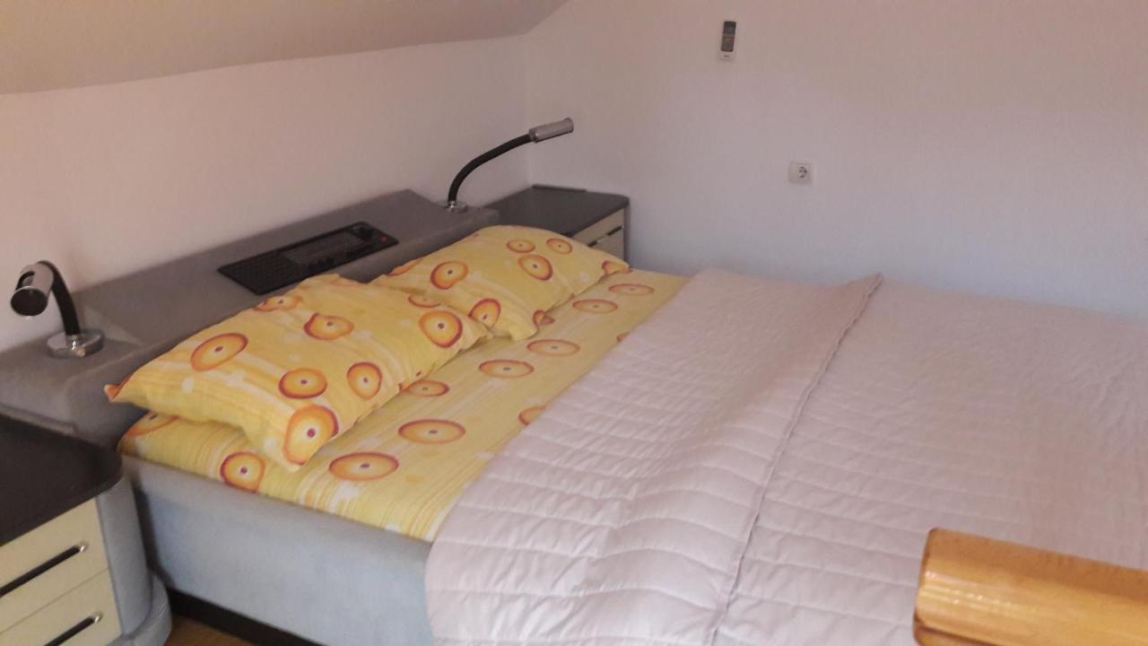 Apartmani Jovanovic Perucac Buitenkant foto