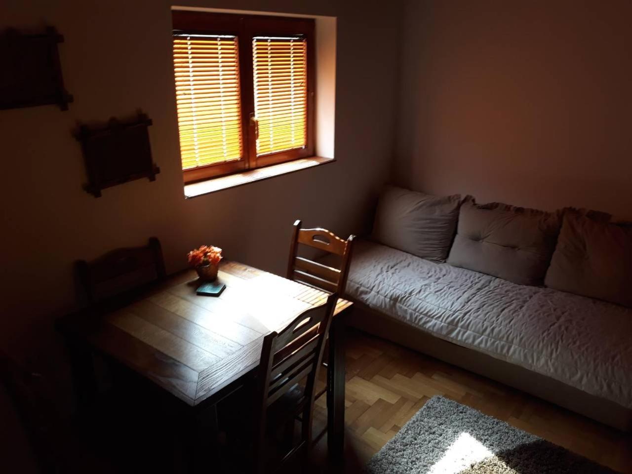 Apartmani Jovanovic Perucac Buitenkant foto
