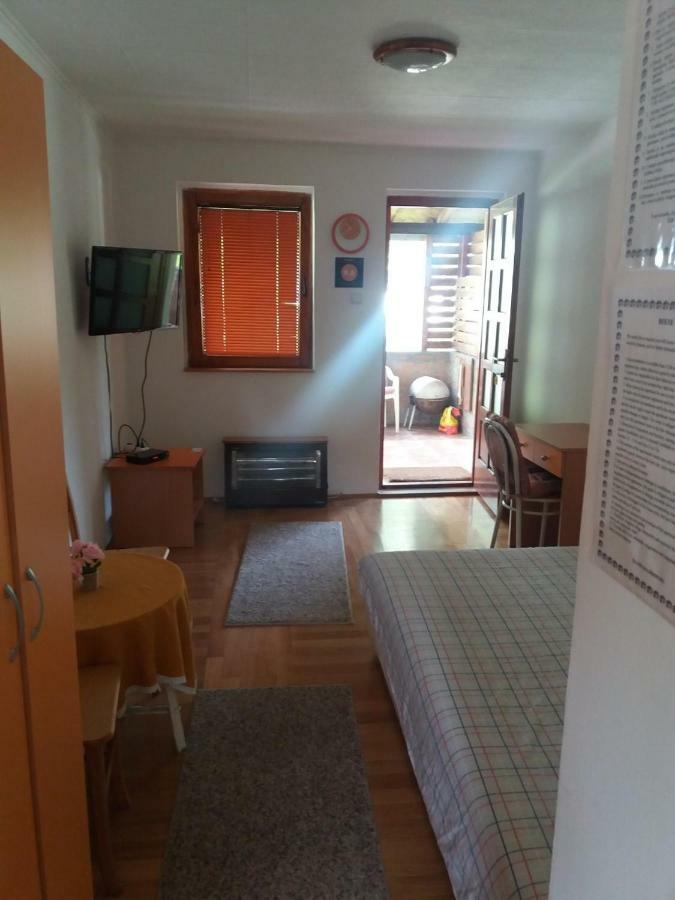 Apartmani Jovanovic Perucac Buitenkant foto